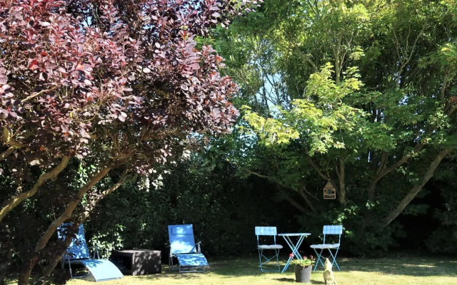 Studio Les Hortensias by Interhome