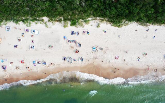 Holiday Resort With Sauna and Jacuzzi, Mielenko