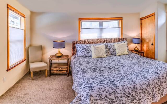 The Pioneer - Craftsman House