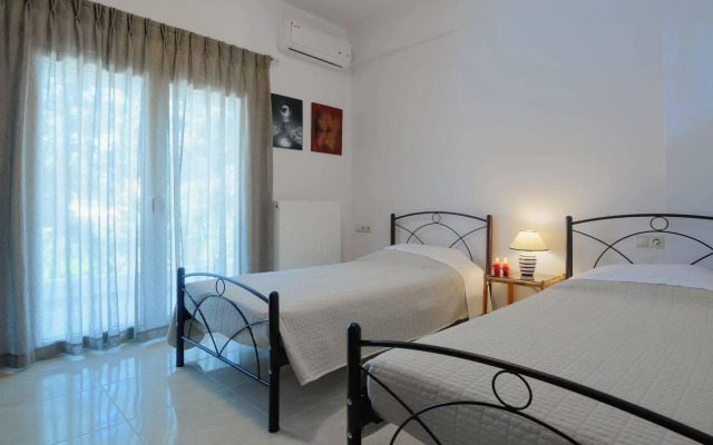 Romantic Evas Cottage