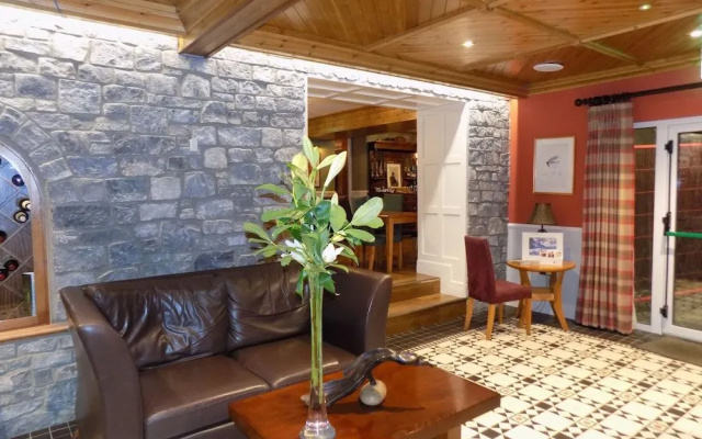 The Highlands Hotel