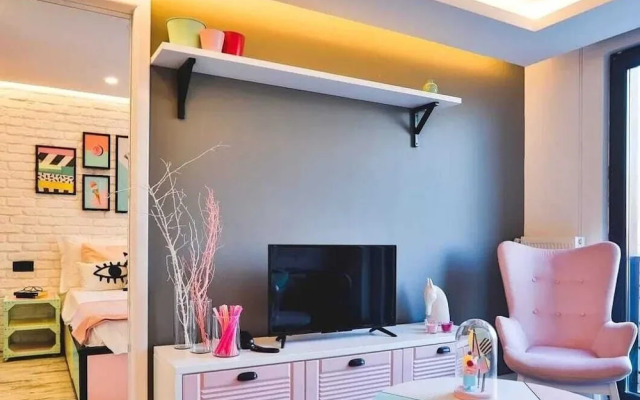 Ava Lounge
