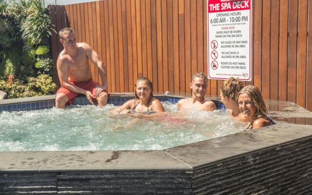 Chilli's Backpackers - Hostel