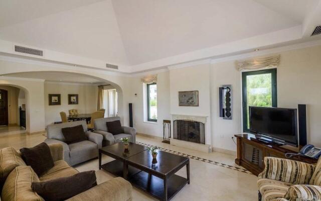 Arcos Golf Hotel Cortijo Y Villas