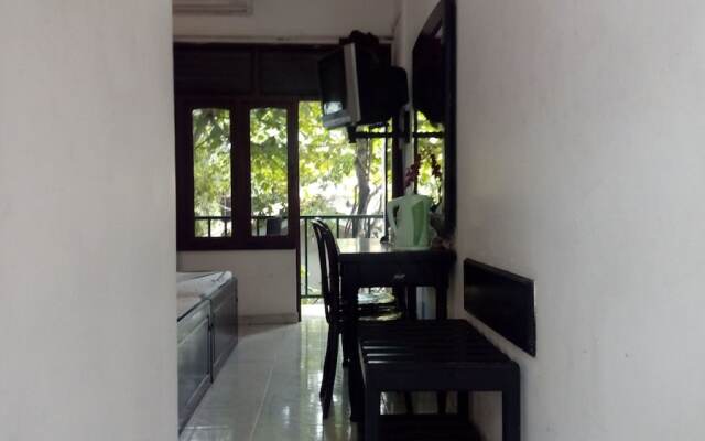 Sarathchandra Tourist Guest House