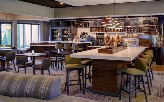 Courtyard by Marriott Detroit Dearborn