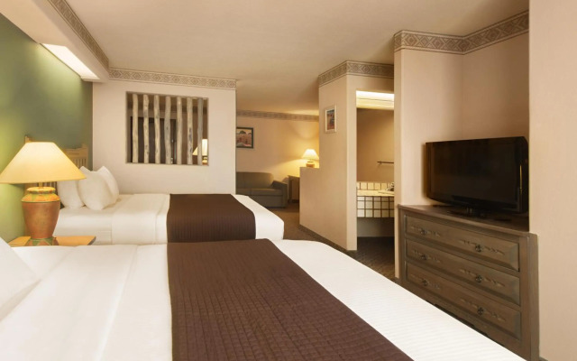 Sagebrush Inn & Suites