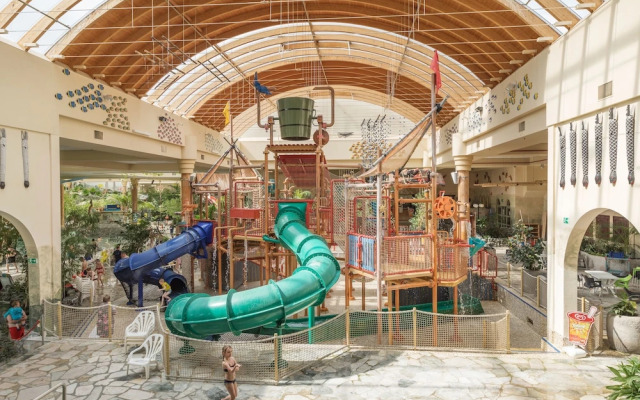 Hotel Hochsauerland by Center Parcs