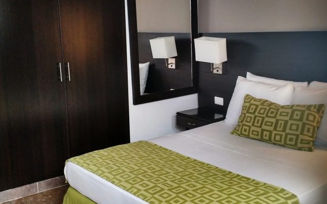 Hotel Manantial