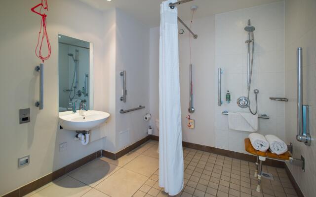 Holiday Inn Stevenage by IHG