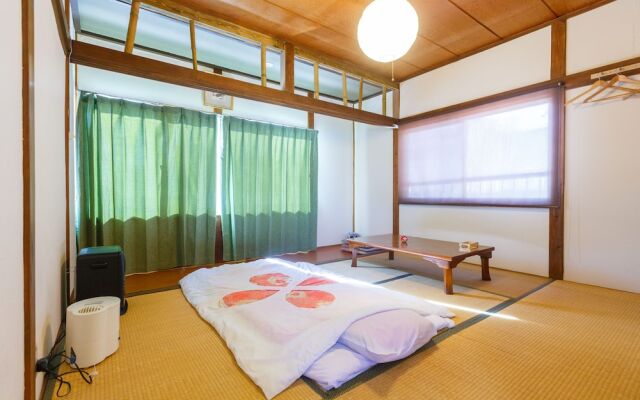 Guesthouse Asobi Factory - Hostel