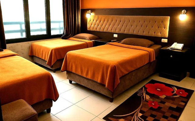 Royal Pyramids Hotel