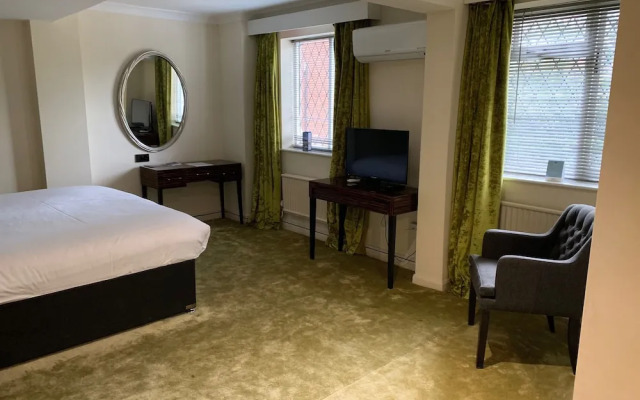 Mercure Birmingham North Barons Court Hotel