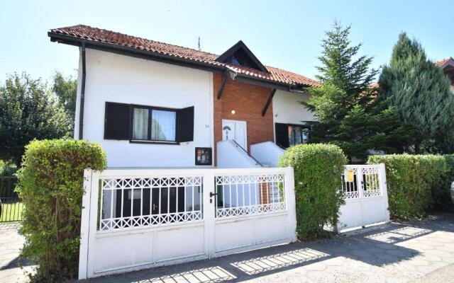 Villa Mina Kladovo, entire charming house with 5 bedrooms