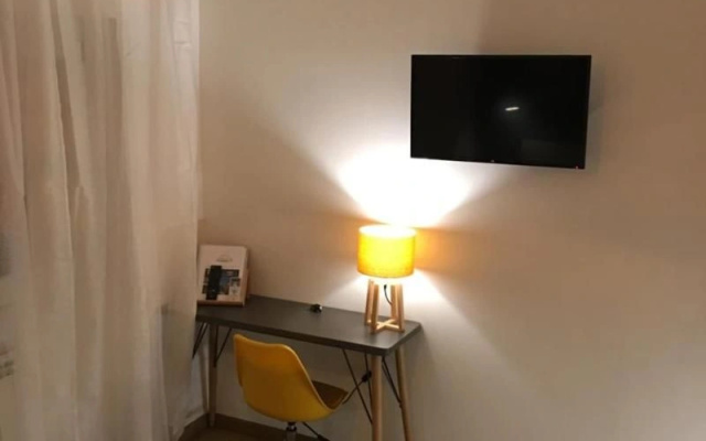 Verrazzano 37 Guest House