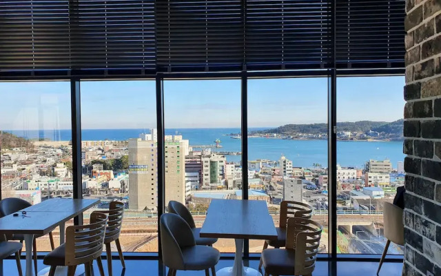 The Muse Hotel & Residence