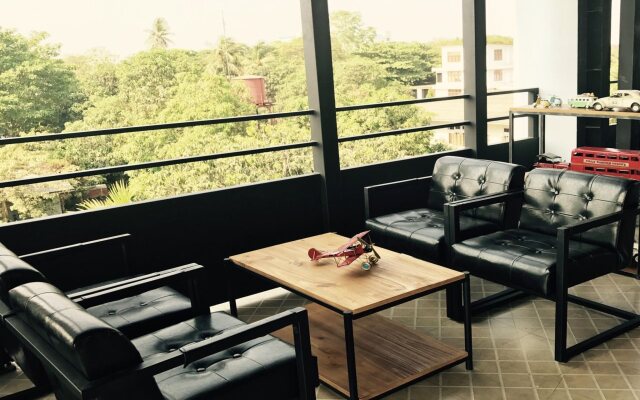 KOO Hotel