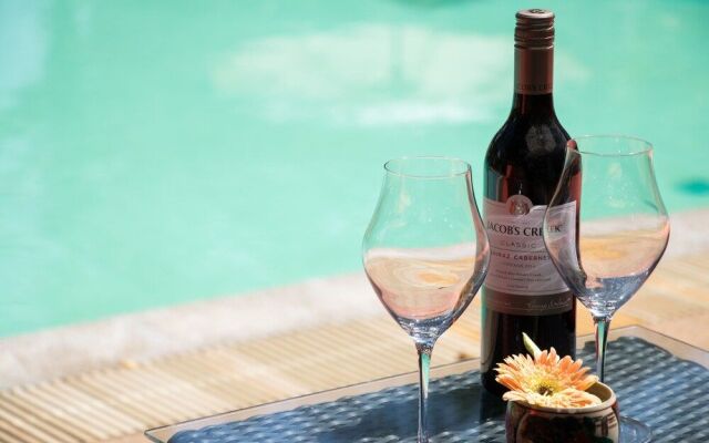 E-Outfitting Valley Resort