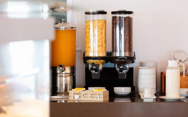 Golden Bay Boutique Hotel & Bungalows