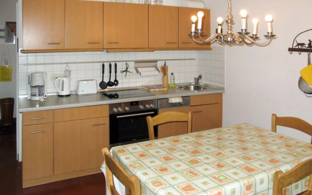 Apartment  Born 30110