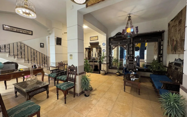 Osiris pyramids view inn