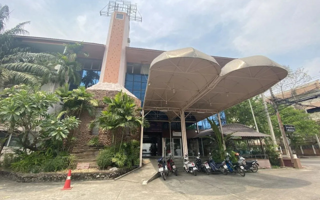 OYO 903 Madame Kim Hostel