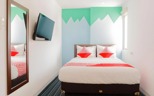Hotel O Orienchi Room – Guest Rooms – Jakarta