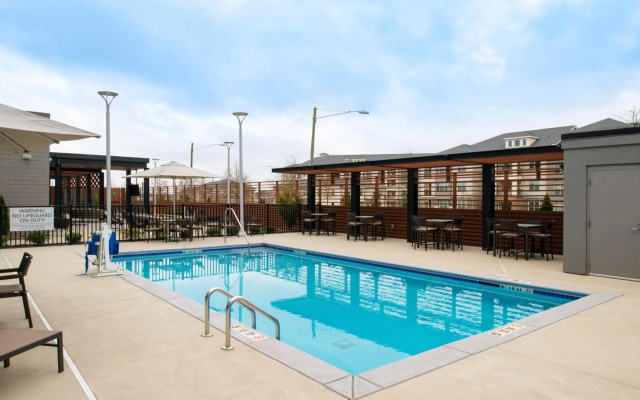 Courtyard by Marriott Charlotte Steele Creek