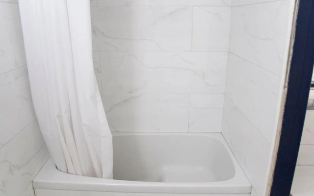 Caledonian Studio Flats