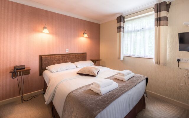 The Cedars Hotel