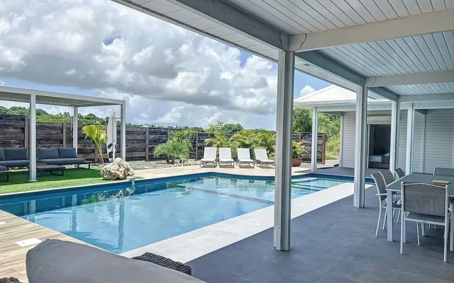 Nakolodge 4 chambres - piscine / balneo / jardin privatifs