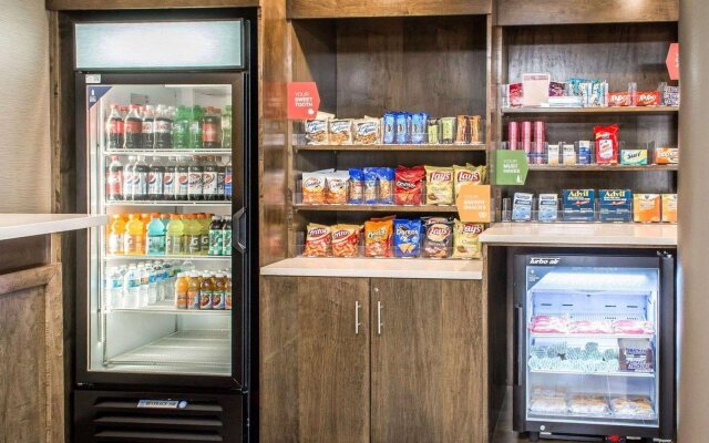 Comfort Suites Near Potomac Mills