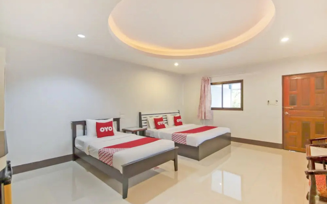 OYO 75310 Canalis Resort