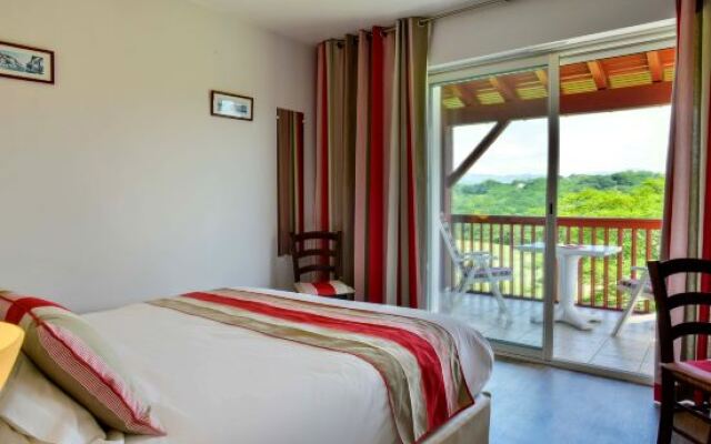 Logis Hôtel Baratchartea