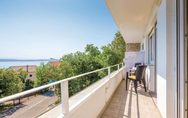 Nice Home in Dramalj With Wifi and 2 Bedrooms