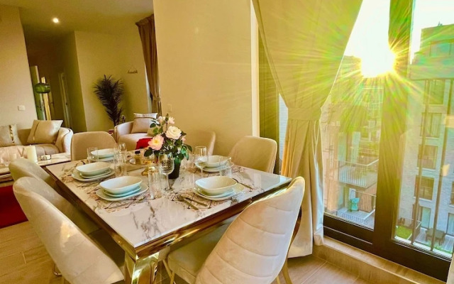One Lux Stay Near Antwerp Central - 3 Bedroom 1.5 Bathroom