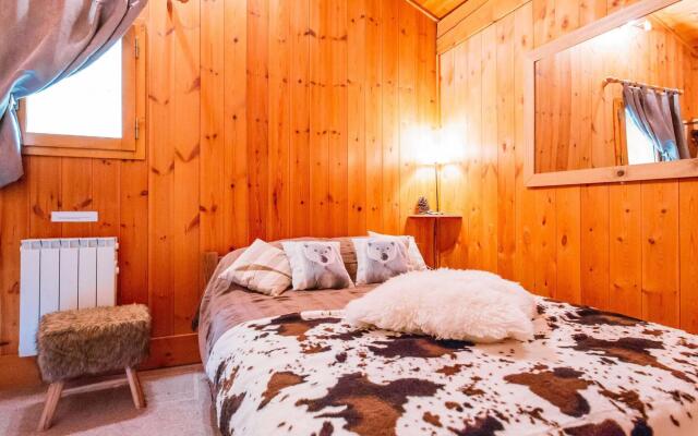 Atmospheric 14-person Chalet in Plagne 1800