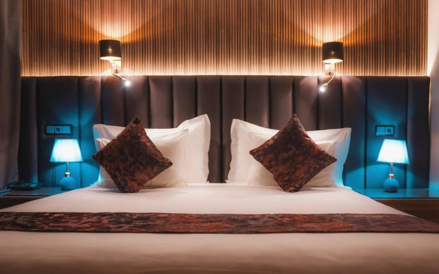 Hotel Karam Palace
