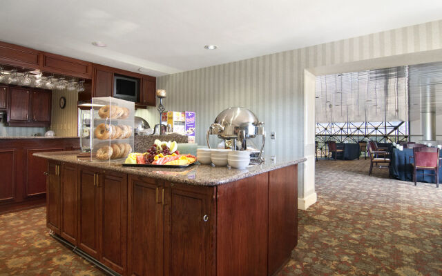 Hilton Tucson East