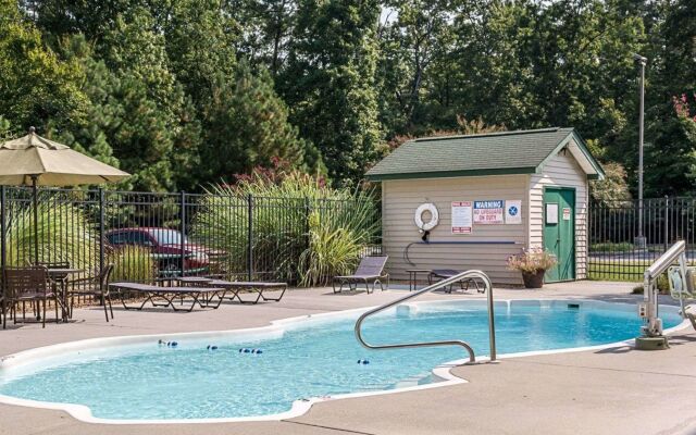 Holiday Inn Express Gloucester by IHG