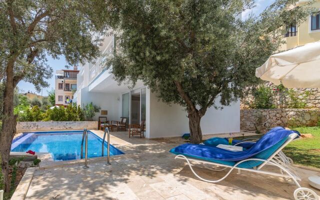 Kalkan Oasis Hotel - Adults Only