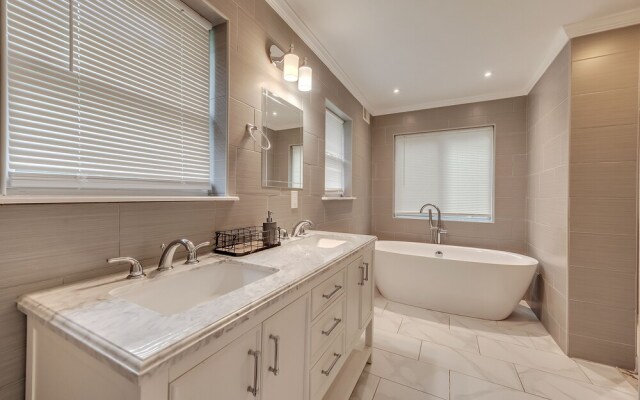 Holiday Home Near Lake and Pool