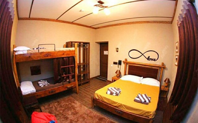 Хостел Sunrise Caravan Stay