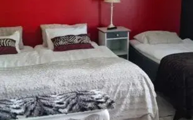 Wanha Neuvola Guesthouse & Apartment