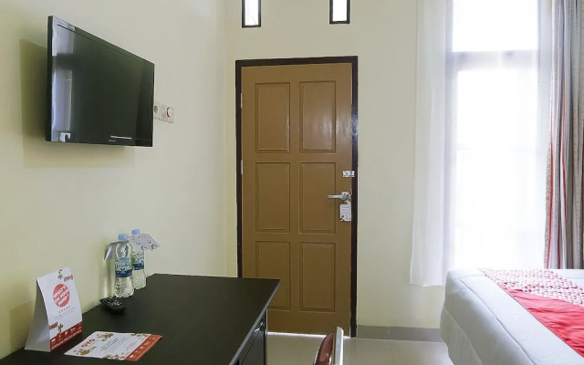 OYO 1126 Trio R Kost Syariah