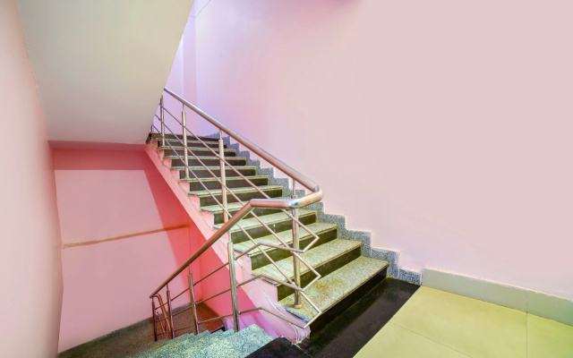 Hotel O Vivek