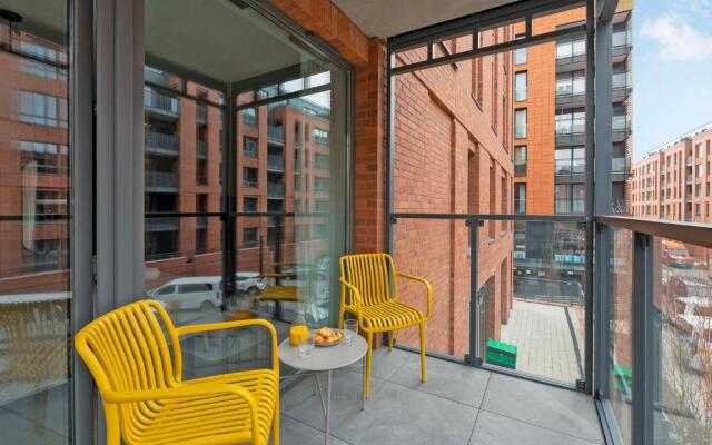 Blue Mandarin Old Town