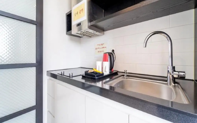 Jeju Seuwiseumaeul 215&216dong