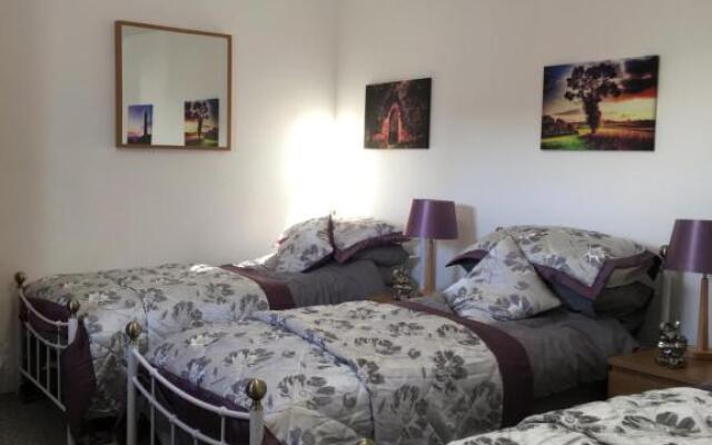 The Grove, Portrush (Sleeps 14) 6 bedrooms.