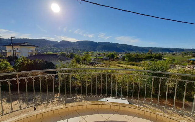 Elegant apartment with mountain view - фото 5